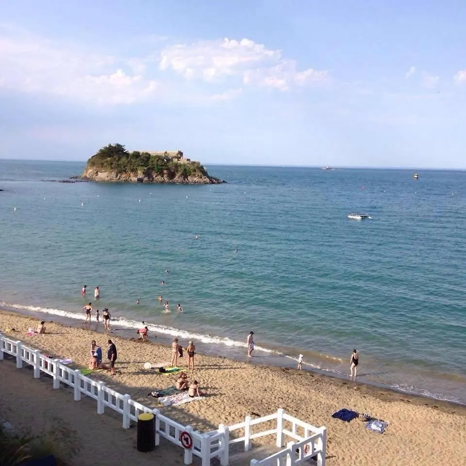 La Maison De La Plage-100M Plage Du Casino Saint-Quay-Portrieux 0*,